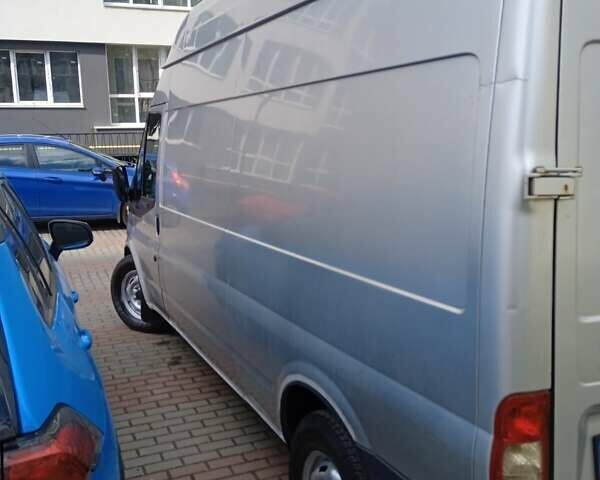 Серый Форд Транзит, объемом двигателя 2.2 л и пробегом 310 тыс. км за 9500 $, фото 2 на Automoto.ua