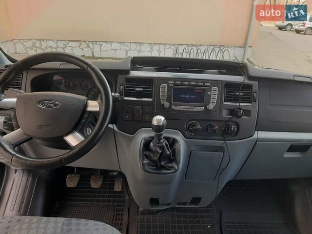 Сірий Форд Транзит, об'ємом двигуна 2.2 л та пробігом 627 тис. км за 6200 $, фото 14 на Automoto.ua