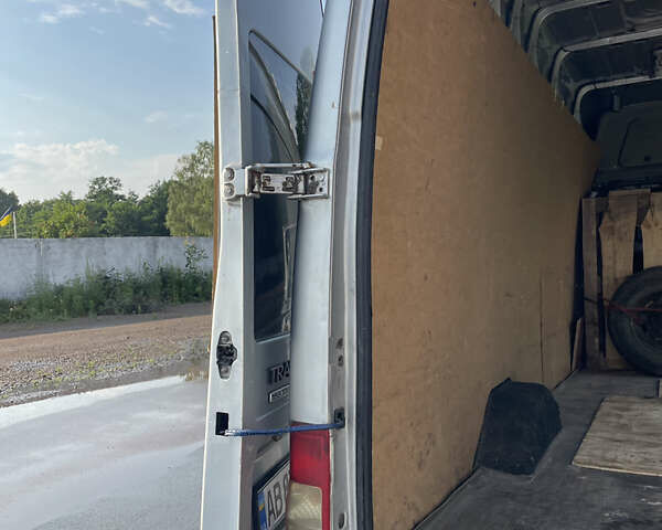 Серый Форд Транзит, объемом двигателя 2.2 л и пробегом 322 тыс. км за 9300 $, фото 21 на Automoto.ua