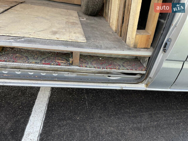 Серый Форд Транзит, объемом двигателя 2.2 л и пробегом 322 тыс. км за 9300 $, фото 34 на Automoto.ua