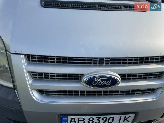 Серый Форд Транзит, объемом двигателя 2.2 л и пробегом 322 тыс. км за 9300 $, фото 5 на Automoto.ua