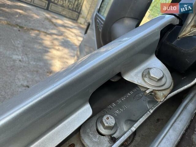 Сірий Форд Транзит, об'ємом двигуна 2.2 л та пробігом 243 тис. км за 8450 $, фото 32 на Automoto.ua
