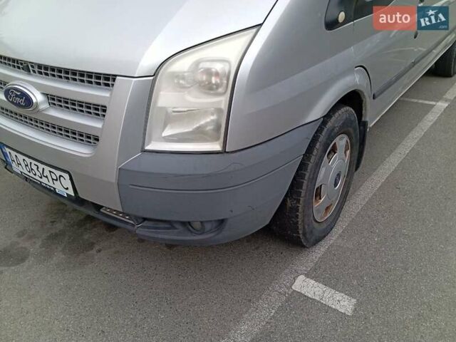 Форд Транзит 2012 в Киеве на Automoto.ua Серый Форд Транзит, объемом двигателя 2.2 л и пробегом 198 тыс. км за 9000 $, фото 13 на Automoto.ua
