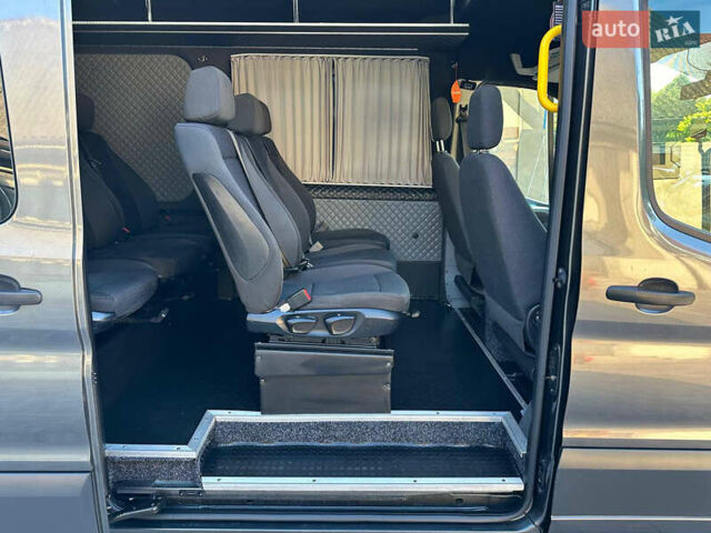 Сірий Форд Транзит, об'ємом двигуна 2 л та пробігом 265 тис. км за 19300 $, фото 1 на Automoto.ua