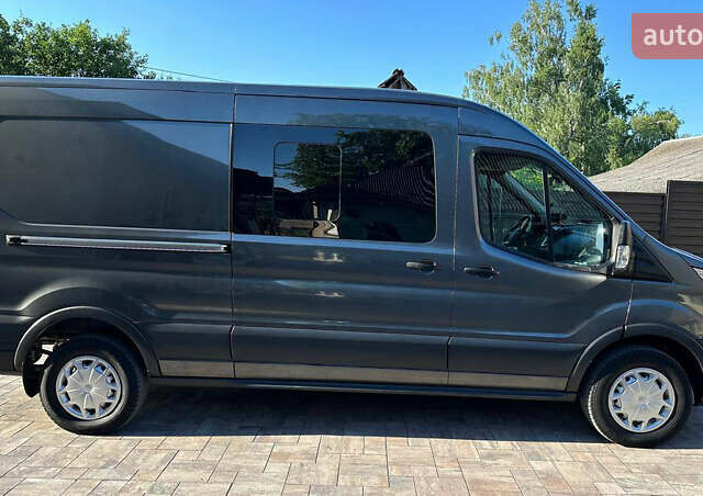 Сірий Форд Транзит, об'ємом двигуна 2 л та пробігом 265 тис. км за 19300 $, фото 4 на Automoto.ua