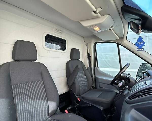 Сірий Форд Транзит, об'ємом двигуна 2 л та пробігом 308 тис. км за 18300 $, фото 13 на Automoto.ua