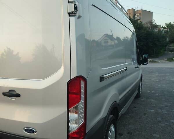 Серый Форд Транзит, объемом двигателя 2 л и пробегом 246 тыс. км за 17300 $, фото 7 на Automoto.ua