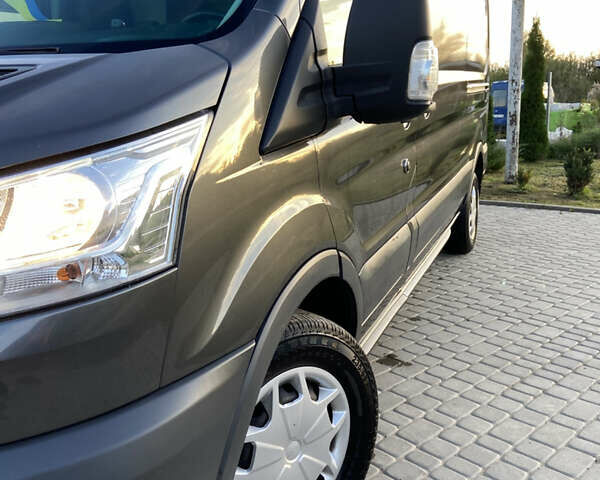 Сірий Форд Транзит, об'ємом двигуна 2 л та пробігом 239 тис. км за 16500 $, фото 5 на Automoto.ua