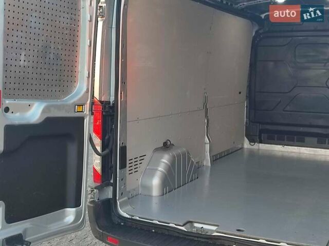 Серый Форд Транзит, объемом двигателя 2 л и пробегом 246 тыс. км за 17300 $, фото 50 на Automoto.ua