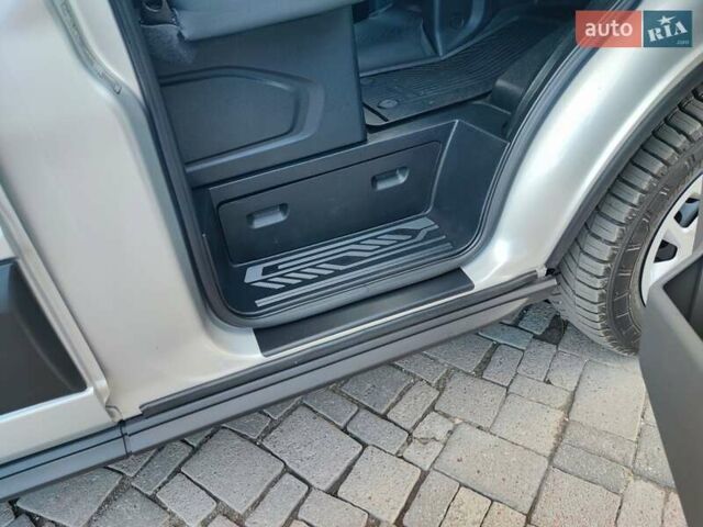 Сірий Форд Транзит, об'ємом двигуна 2 л та пробігом 220 тис. км за 18500 $, фото 64 на Automoto.ua