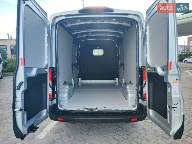 Сірий Форд Транзит, об'ємом двигуна 2 л та пробігом 220 тис. км за 18500 $, фото 1 на Automoto.ua