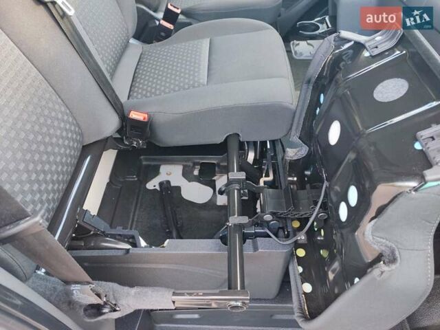 Сірий Форд Транзит, об'ємом двигуна 2 л та пробігом 220 тис. км за 18500 $, фото 73 на Automoto.ua