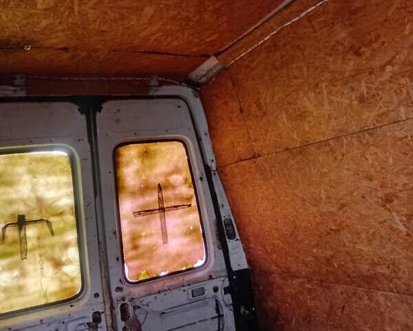 Сірий Форд Транзит, об'ємом двигуна 2.5 л та пробігом 700 тис. км за 2000 $, фото 5 на Automoto.ua