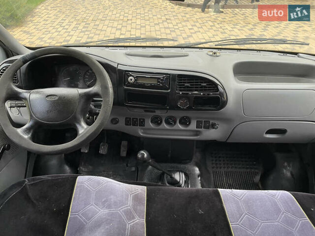 Сірий Форд Транзит, об'ємом двигуна 2.5 л та пробігом 400 тис. км за 2350 $, фото 18 на Automoto.ua