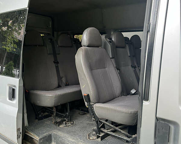 Сірий Форд Транзит, об'ємом двигуна 2.4 л та пробігом 352 тис. км за 3800 $, фото 6 на Automoto.ua