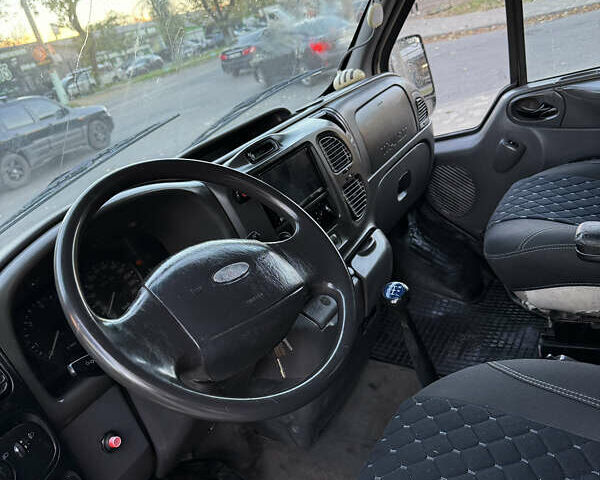 Серый Форд Транзит, объемом двигателя 2 л и пробегом 350 тыс. км за 3499 $, фото 12 на Automoto.ua