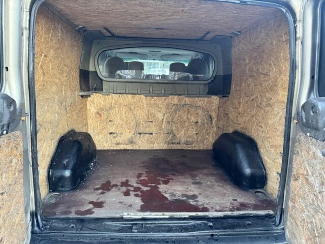 Серый Форд Транзит, объемом двигателя 2 л и пробегом 350 тыс. км за 3500 $, фото 16 на Automoto.ua