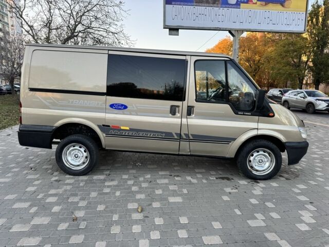 Серый Форд Транзит, объемом двигателя 2 л и пробегом 350 тыс. км за 3500 $, фото 3 на Automoto.ua