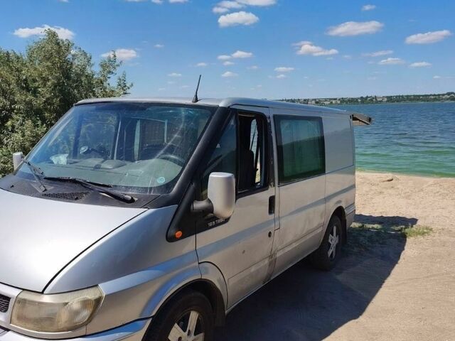 Сірий Форд Транзит, об'ємом двигуна 2 л та пробігом 260 тис. км за 3399 $, фото 13 на Automoto.ua