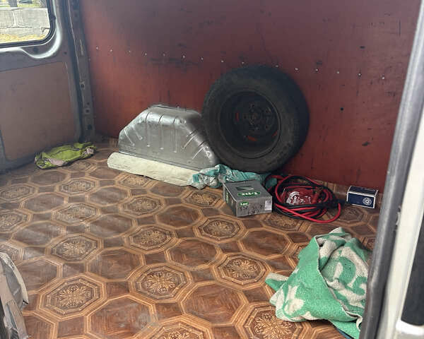 Сірий Форд Транзит, об'ємом двигуна 2 л та пробігом 475 тис. км за 4000 $, фото 12 на Automoto.ua