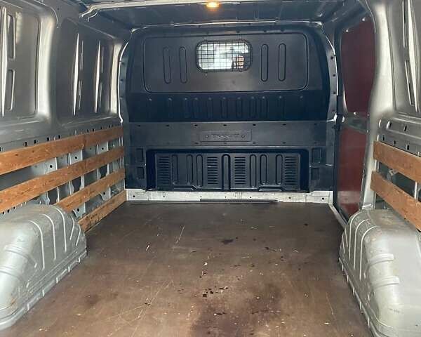 Серый Форд Транзит, объемом двигателя 2.2 л и пробегом 260 тыс. км за 7500 $, фото 7 на Automoto.ua