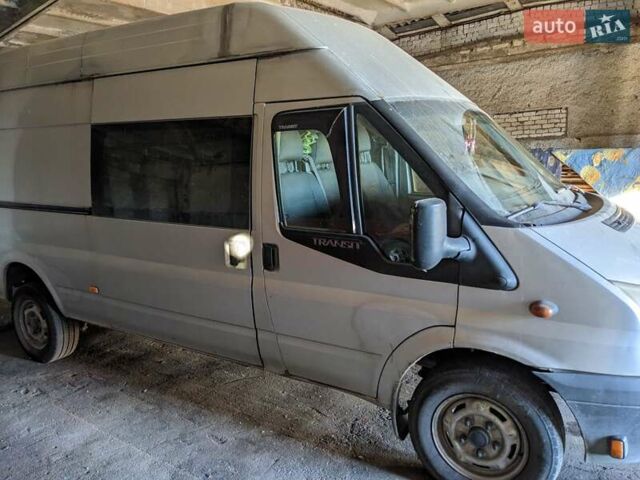 Серый Форд Транзит, объемом двигателя 2.4 л и пробегом 816 тыс. км за 5000 $, фото 1 на Automoto.ua