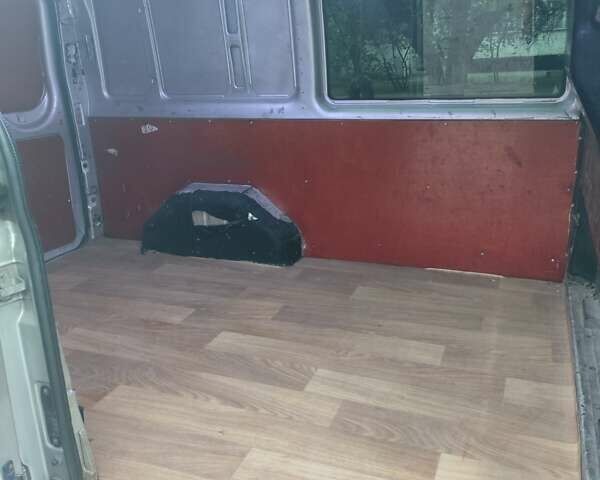 Серый Форд Транзит, объемом двигателя 2.2 л и пробегом 450 тыс. км за 5000 $, фото 3 на Automoto.ua