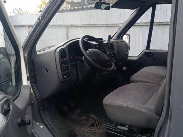 Сірий Форд Транзит, об'ємом двигуна 2 л та пробігом 3 тис. км за 4000 $, фото 1 на Automoto.ua