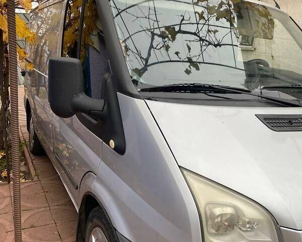 Серый Форд Транзит, объемом двигателя 2.2 л и пробегом 260 тыс. км за 7500 $, фото 3 на Automoto.ua