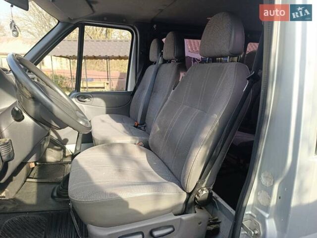 Серый Форд Транзит, объемом двигателя 2 л и пробегом 275 тыс. км за 5100 $, фото 3 на Automoto.ua