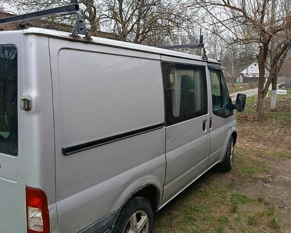Сірий Форд Транзит, об'ємом двигуна 2 л та пробігом 324 тис. км за 4900 $, фото 4 на Automoto.ua
