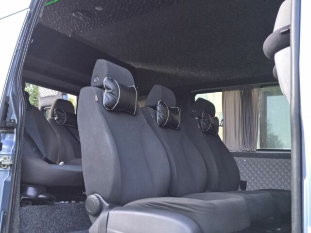 Сірий Форд Транзит, об'ємом двигуна 2.2 л та пробігом 2 тис. км за 8400 $, фото 2 на Automoto.ua