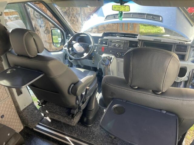 Сірий Форд Транзит, об'ємом двигуна 2.2 л та пробігом 2 тис. км за 8400 $, фото 6 на Automoto.ua