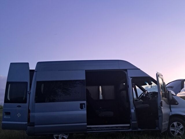 Сірий Форд Транзит, об'ємом двигуна 2.2 л та пробігом 2 тис. км за 8400 $, фото 3 на Automoto.ua