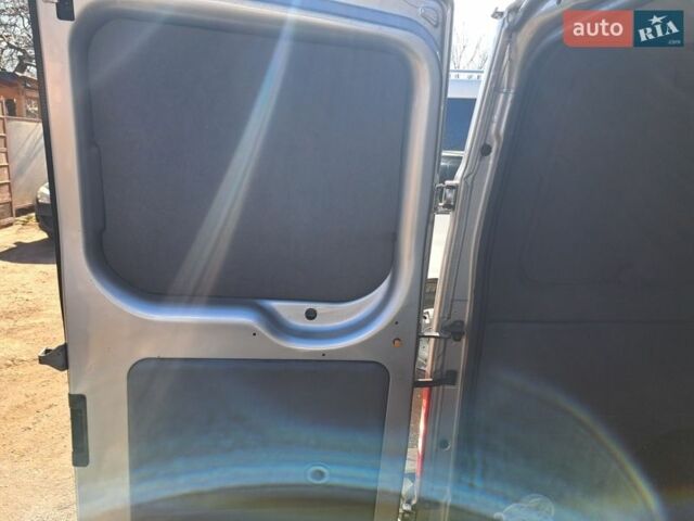Сірий Форд Транзит, об'ємом двигуна 2.2 л та пробігом 204 тис. км за 8500 $, фото 13 на Automoto.ua