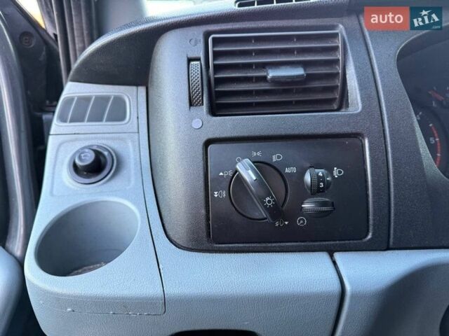 Сірий Форд Транзит, об'ємом двигуна 2.2 л та пробігом 343 тис. км за 5990 $, фото 16 на Automoto.ua