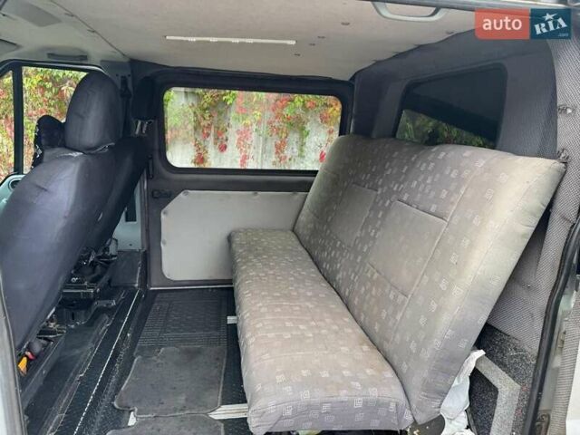 Сірий Форд Транзит, об'ємом двигуна 2.2 л та пробігом 280 тис. км за 7900 $, фото 4 на Automoto.ua