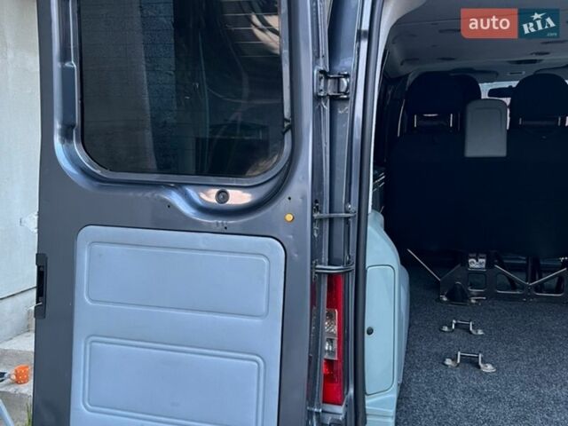 Серый Форд Транзит, объемом двигателя 2.2 л и пробегом 290 тыс. км за 13000 $, фото 42 на Automoto.ua