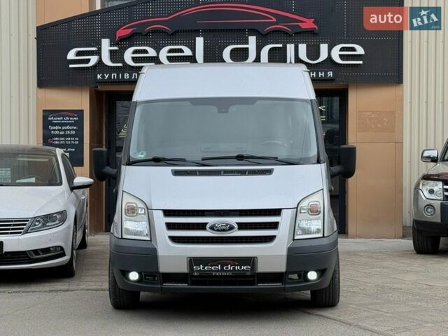 Серый Форд Транзит, объемом двигателя 2.2 л и пробегом 186 тыс. км за 15699 $, фото 4 на Automoto.ua