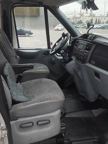 Сірий Форд Транзит, об'ємом двигуна 2.2 л та пробігом 300 тис. км за 8300 $, фото 26 на Automoto.ua