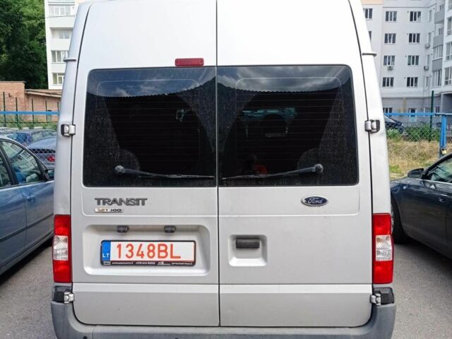 Сірий Форд Транзит, об'ємом двигуна 2.2 л та пробігом 181 тис. км за 8200 $, фото 4 на Automoto.ua
