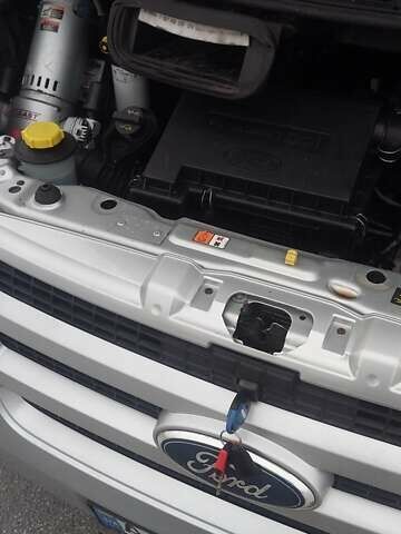 Сірий Форд Транзит, об'ємом двигуна 2.2 л та пробігом 300 тис. км за 8300 $, фото 33 на Automoto.ua