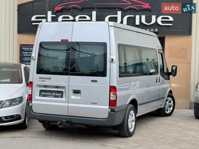 Серый Форд Транзит, объемом двигателя 2.2 л и пробегом 186 тыс. км за 15699 $, фото 1 на Automoto.ua
