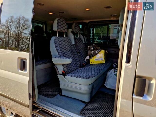 Сірий Форд Транзит, об'ємом двигуна 2.2 л та пробігом 228 тис. км за 11500 $, фото 22 на Automoto.ua