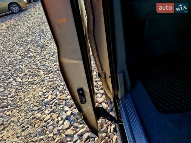 Сірий Форд Транзит, об'ємом двигуна 2.2 л та пробігом 228 тис. км за 11500 $, фото 24 на Automoto.ua