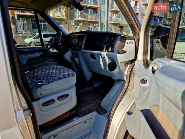 Сірий Форд Транзит, об'ємом двигуна 2.2 л та пробігом 228 тис. км за 11500 $, фото 27 на Automoto.ua