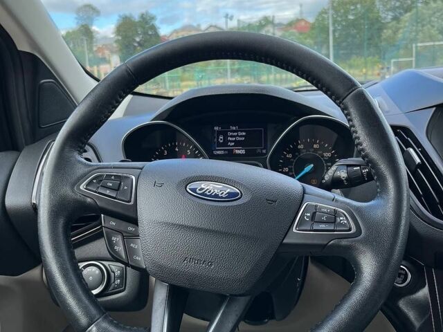 Серый Форд Транзит, объемом двигателя 2 л и пробегом 300 тыс. км за 12037 $, фото 6 на Automoto.ua