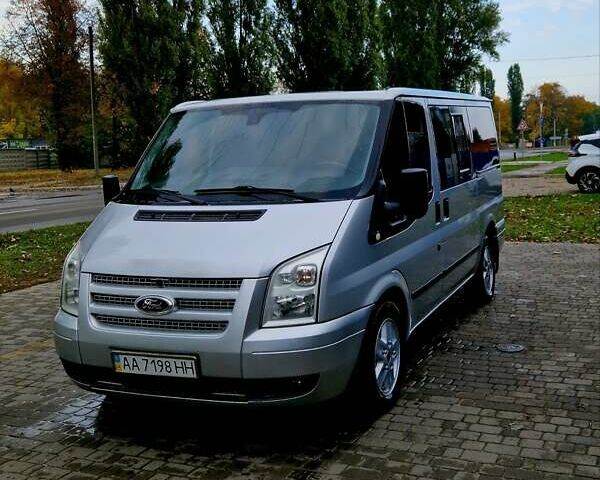 Серый Форд Транзит, объемом двигателя 2.2 л и пробегом 228 тыс. км за 13000 $, фото 6 на Automoto.ua