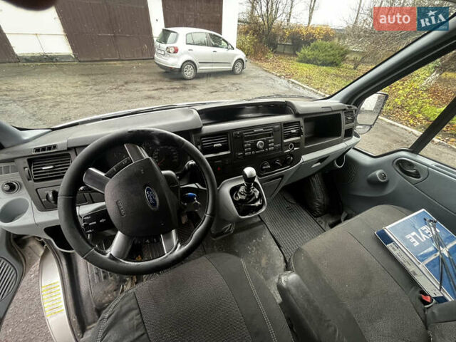 Сірий Форд Транзит, об'ємом двигуна 2.2 л та пробігом 531 тис. км за 9500 $, фото 8 на Automoto.ua