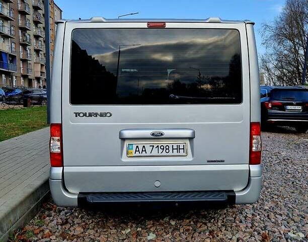 Сірий Форд Транзит, об'ємом двигуна 2.2 л та пробігом 228 тис. км за 11500 $, фото 4 на Automoto.ua
